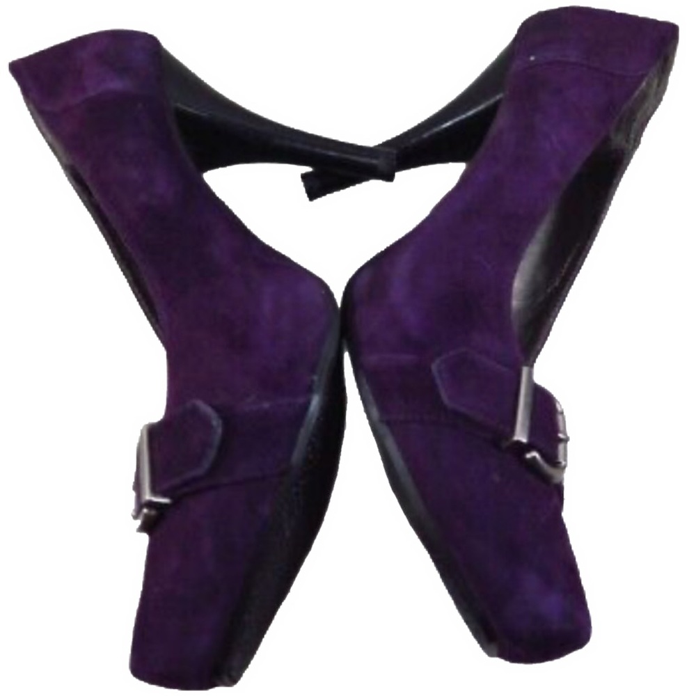 KENNETH COLE REACTION PLATFORM SUADE HEEL WITH ACCENT BUCKLE/ STUDS TURN… - Picture 3 of 9